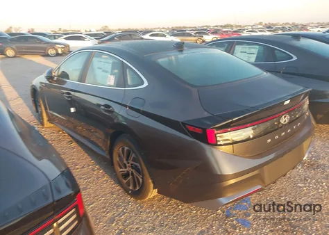 2026 Hyundai Sonata Hybrid Blue z USA, uszkodzony, nr VIN KMHL24JJ1TA138128